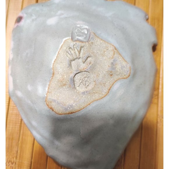 Vintage Studio Art Pottery Majolica Style Grape Leaf Trinket Dish 8.25x6" Signed - Picture 5 of 10